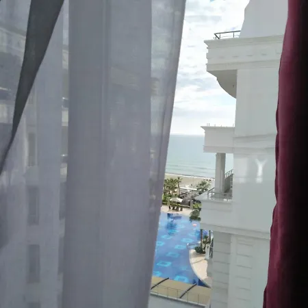 Apartments In Durres Beach Golem (Tirana)